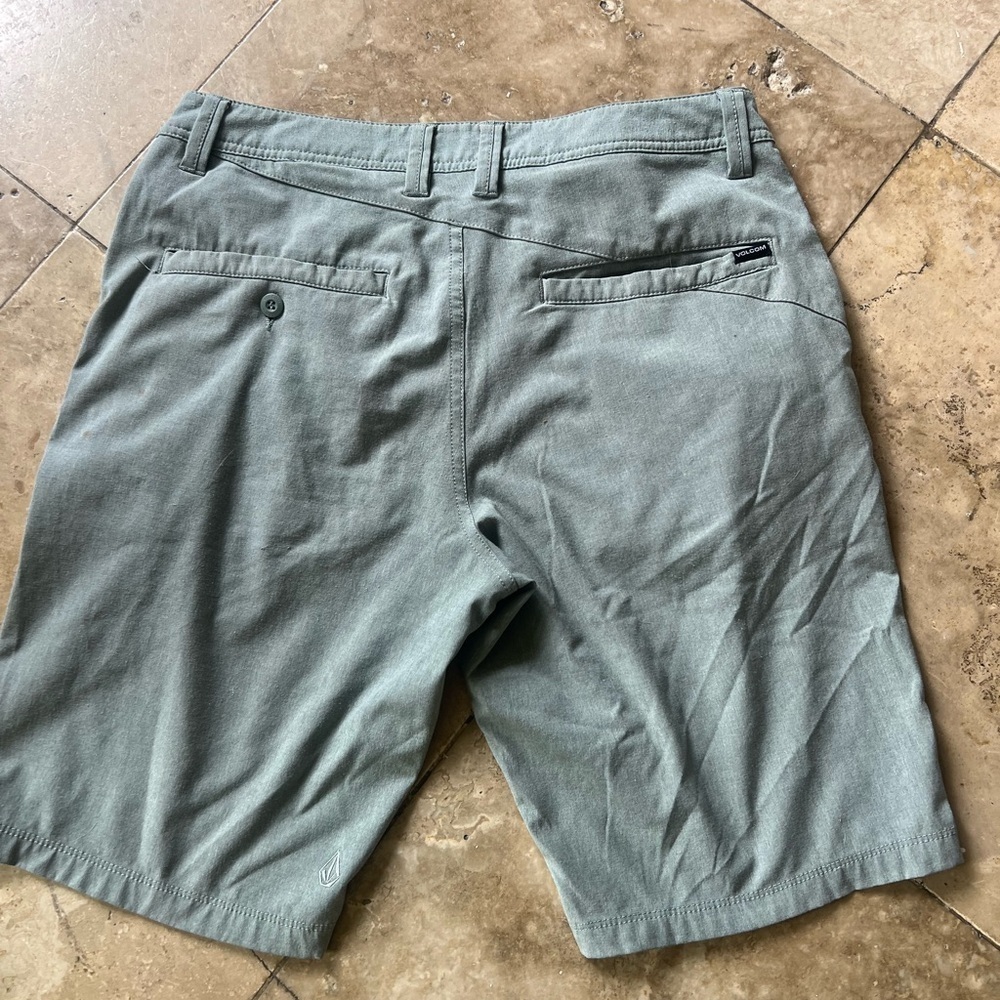 Volcom cargo short size 30 good condition green Surf and Turf four-way stretch - Picture 8 of 13